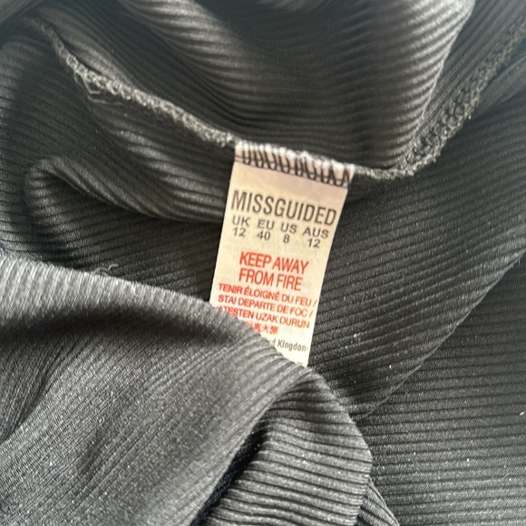 MISSGUIDED Black Cut-out Mini Dress - Picture 5 of 5